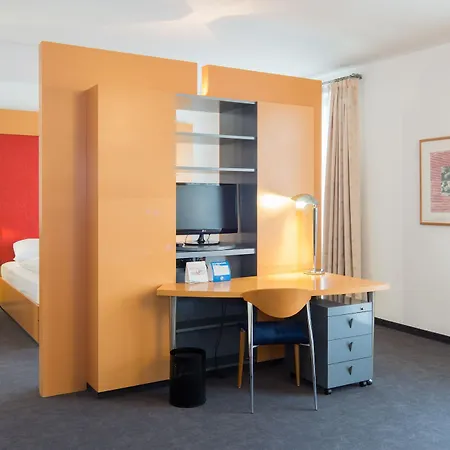 Four Dusseldorf Airport 4*