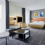 Four Points Flex By Sheraton Duesseldorf Airport מלון 4*