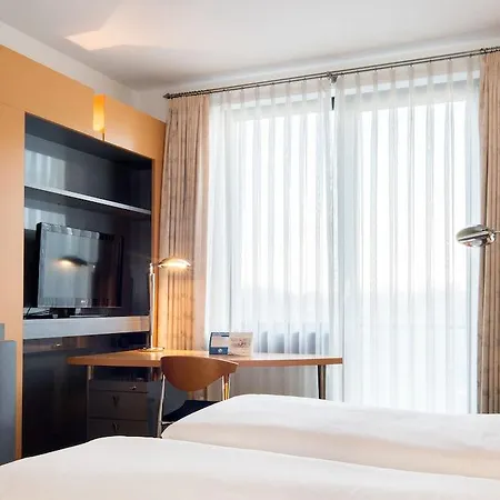 Four Dusseldorf Airport 4*