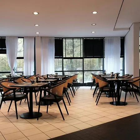 Hotel Four Dusseldorf Airport