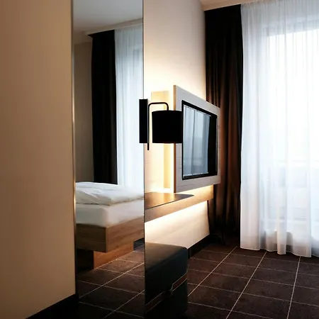 Four Points Flex By Sheraton Duesseldorf Airport 4* ラーティンゲン