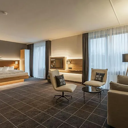 Four Points Flex By Sheraton Duesseldorf Airport Hotel 4*