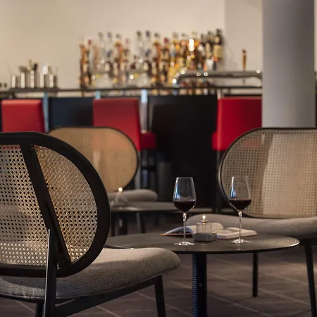 Four Points Flex By Sheraton Duesseldorf Airport 4*