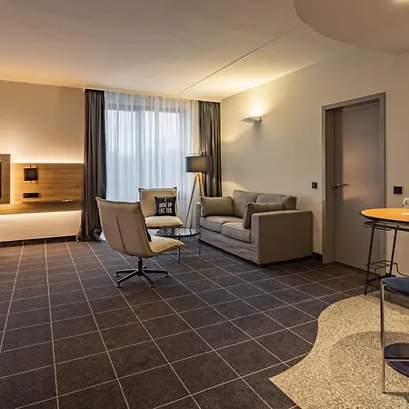 Four Points Flex By Sheraton Duesseldorf Airport فندق