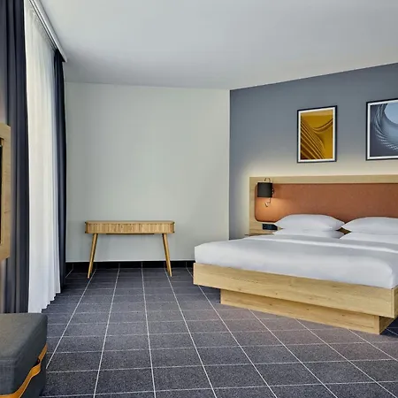 Hotel Four Points Flex By Sheraton Duesseldorf Airport