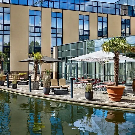 Four Points Flex By Sheraton Duesseldorf Airport فندق 4*