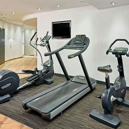 فندق Four Points Flex By Sheraton Duesseldorf Airport
