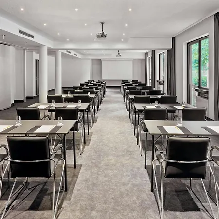 Four Points Flex By Sheraton Duesseldorf Airport فندق