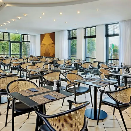 Four Points Flex By Sheraton Duesseldorf Airport 4*