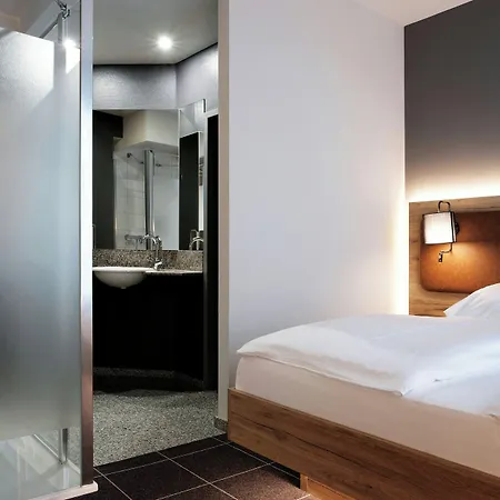 Four Points Flex By Sheraton Duesseldorf Airport ראטינגן