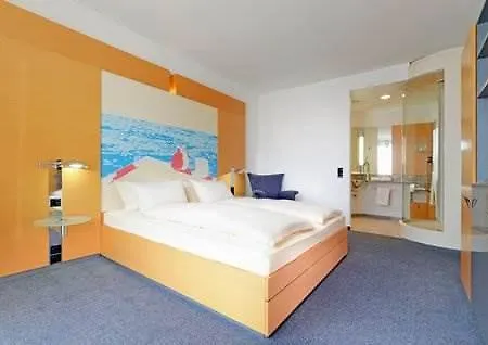 Four Dusseldorf Airport 4*