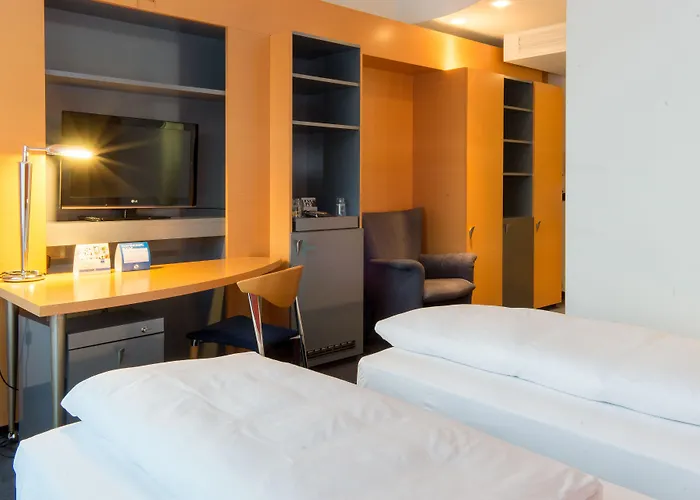 Four Points Flex By Sheraton Duesseldorf Airport Hotel 4*