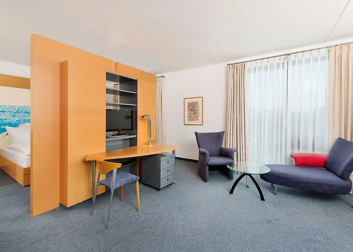 Four Points Flex By Sheraton Duesseldorf Airport 4*