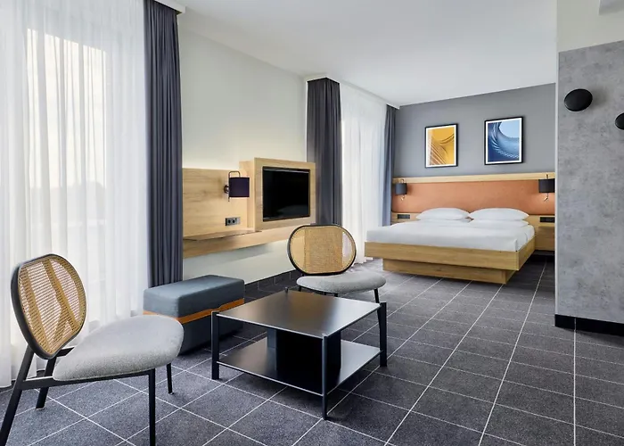 Four Points Flex By Sheraton Duesseldorf Airport Hotel 4*