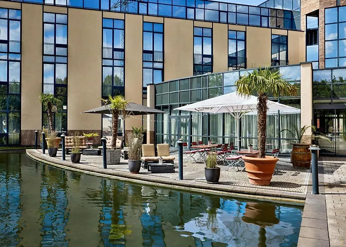 Four Points Flex By Sheraton Duesseldorf Airport Hotel 4*