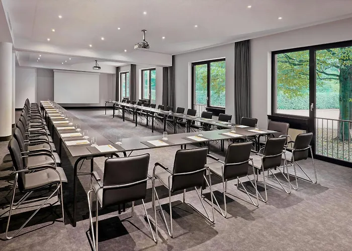 Four Points Flex By Sheraton Duesseldorf Airport 4*